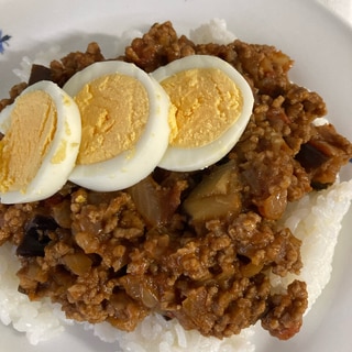 茄子のキーマカレー、市販のルーは使わず